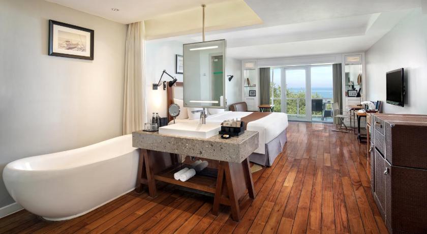 Bali The Kuta Beach Heritage Hotel Bali - Managed by AccorHotels 4-Star Hotel amenity