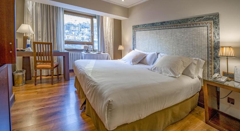 Image of Deluxe Double or Twin Room 1
