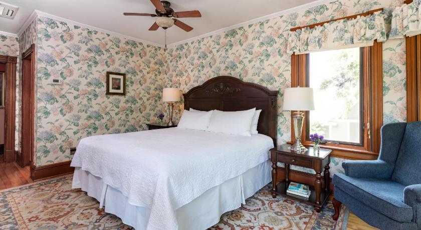 Sinclair Inn Bed & Breakfast photo