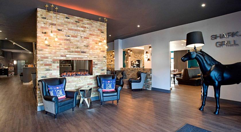 Sandman Signature London Gatwick Hotel photo