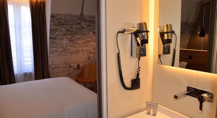 Bathroom, Cler Hotel in Paris