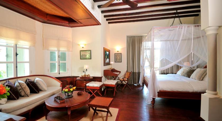 Image of Deluxe King Suite 0