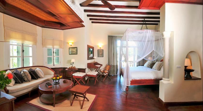 Image of Deluxe King Suite 4