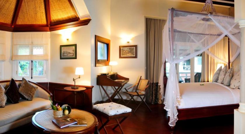 Image of Deluxe King Suite 7