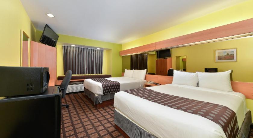 Microtel Inn & Suites by Wyndham Ft Worth North At Fossil