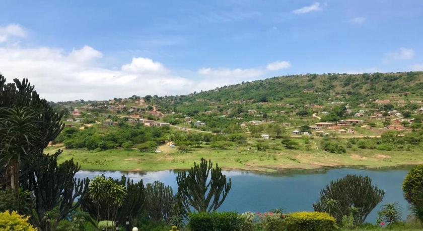 Ezweni Lodge 060439 Matabebtulu, Qadi, Inanda Coordinates: S29.69139 or ...