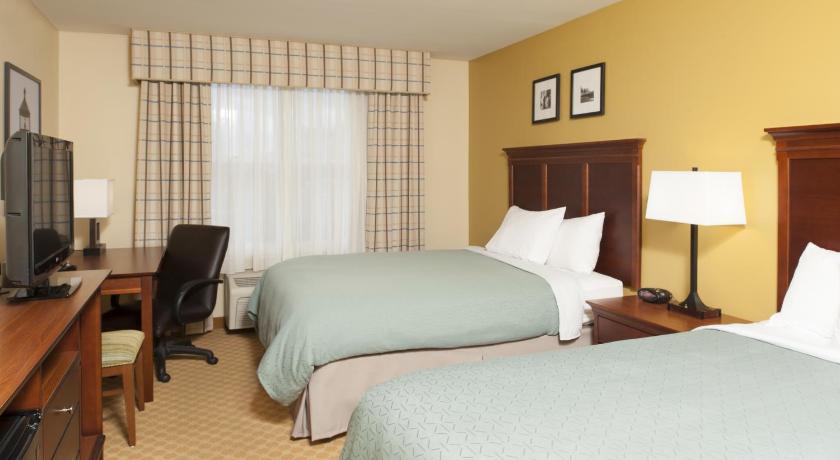 Country Inn & Suites by Radisson, Holland, MI