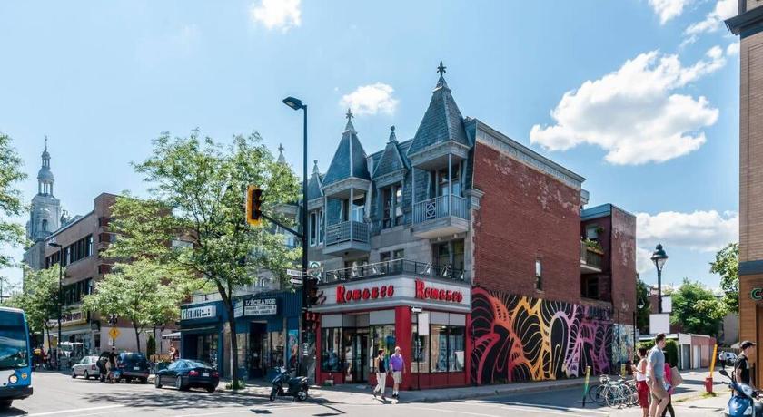 Le Metro Mont-Royal by HomeInMontreal photo