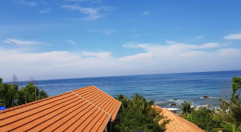 Image of Deluxe Room with Sea View 6