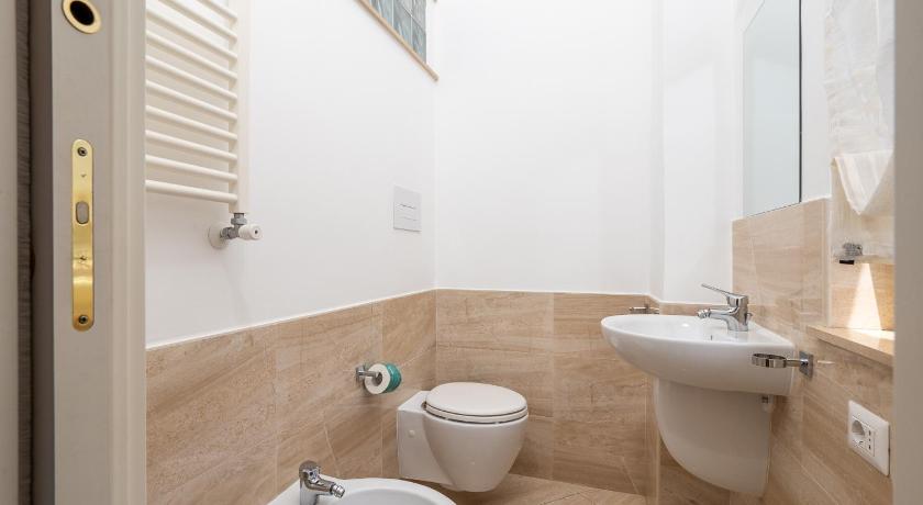 Parsano Suite photo