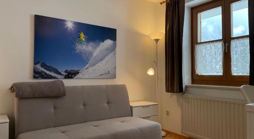 Image of Studio Apartment 5