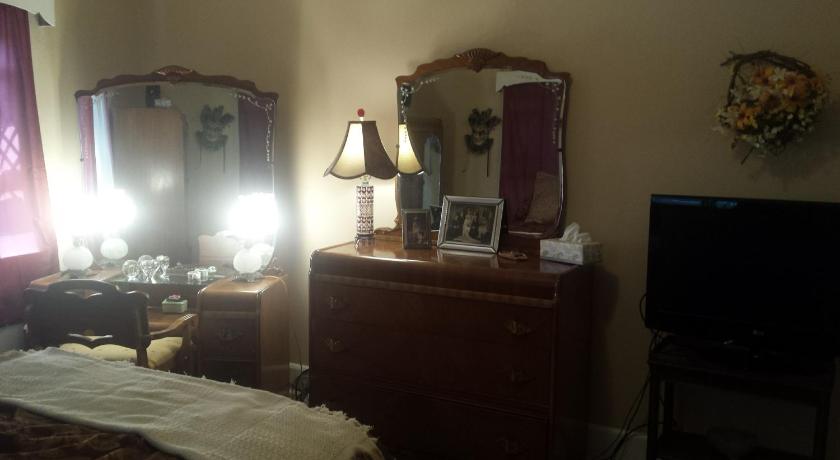 マウント・ポコノ (PA) Maurrocks - A Pocono Mountains B&B 5つ星 宿泊施設 眺望