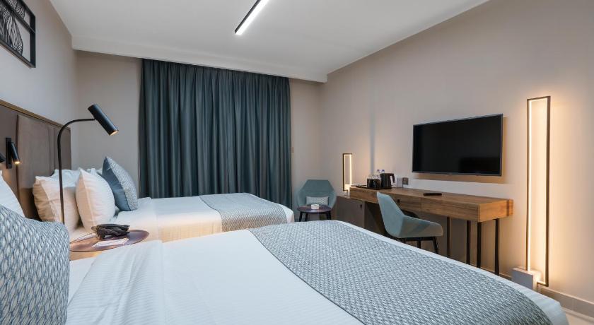 Image of Superior City View Room with King Bed or 2 Single Beds 16