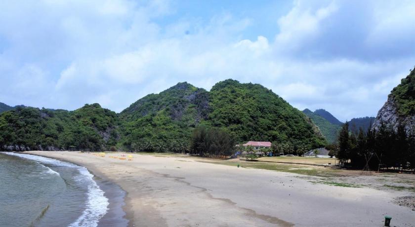 Catba Beach House photo