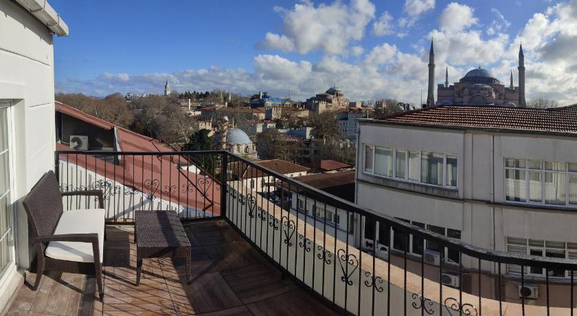Basilica GuestHouse - image 2