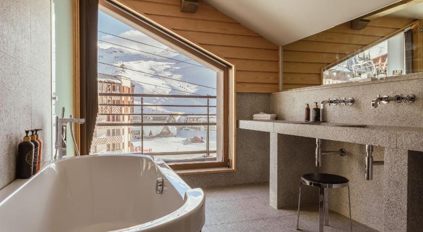 Image of Suite 2