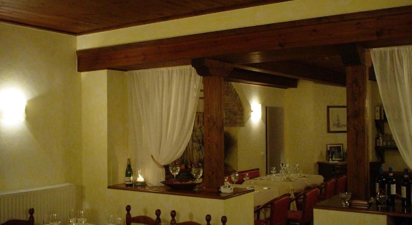 Albergo Ristorante Flora