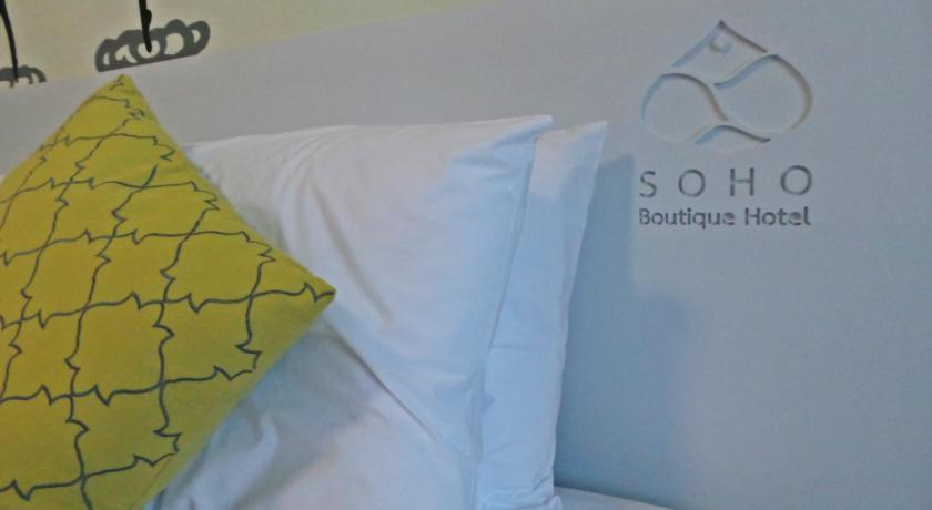 รูปของห้องพัก เตียงแฝด ปลอดบุหรี่ (Twin Room - Non-Smoking) 17