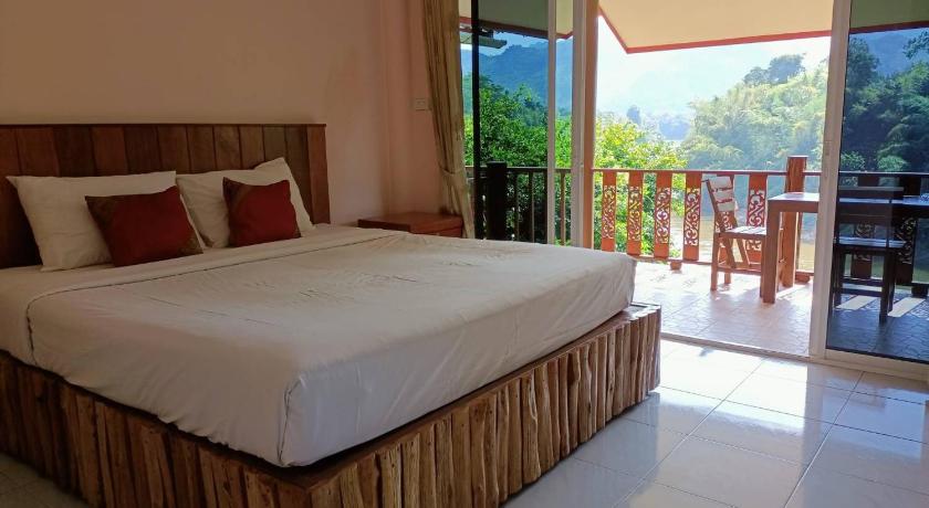 Image of Deluxe River View Bungalow 13