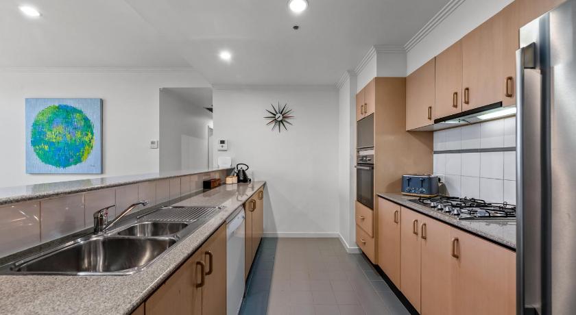 Exclusive Stays - Southgate 28 photo