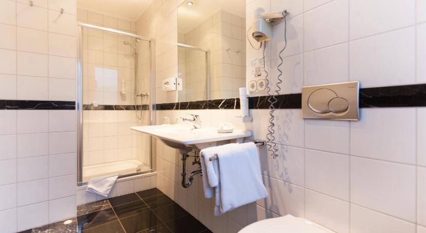 Hotel-Restaurant Zur Krone photo