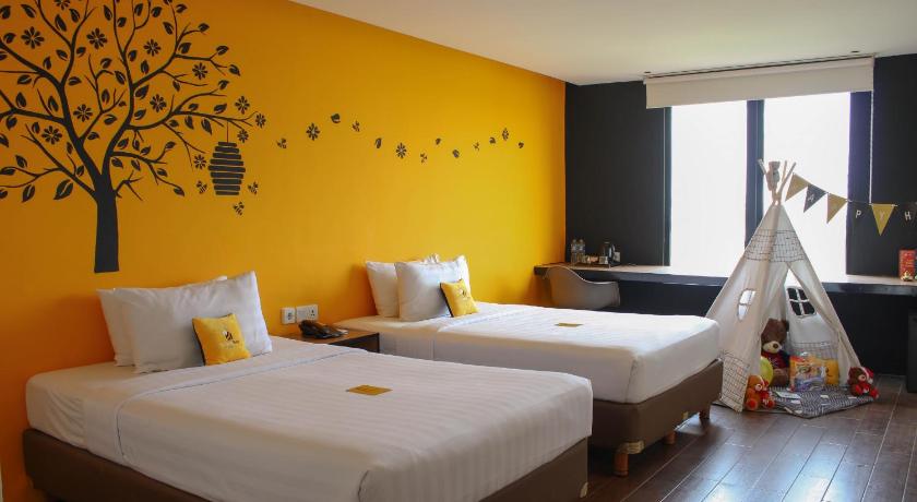 Image of Family Room 9