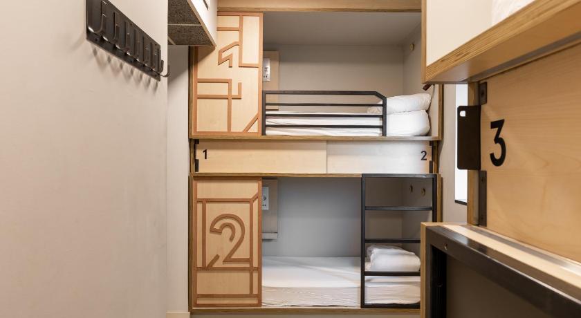 Unite Hostel Barcelona photo