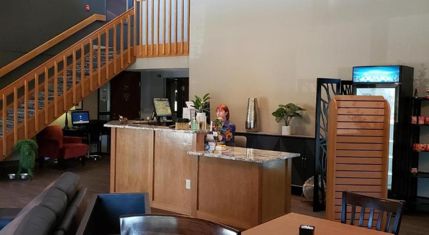 AmericInn by Wyndham Grand Rapids photo