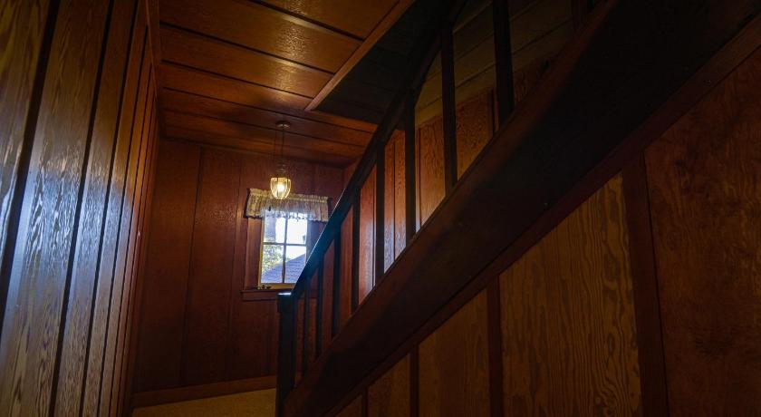 The Captains Quarters photo