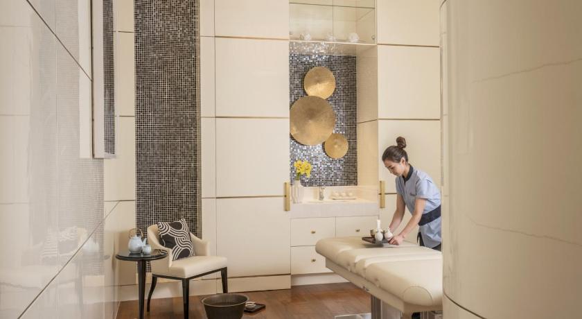 Four Seasons Hotel Tianjin - image 42