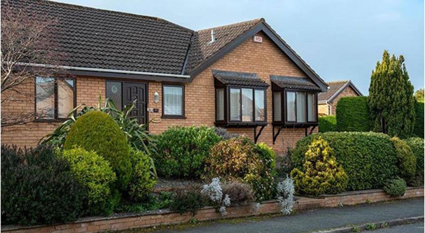 Aderyn Du — Hotel in Abergele