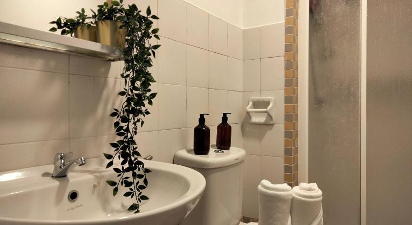 Cozy Residence Damansara next to IKEA, CURVE, Empire Damansara photo