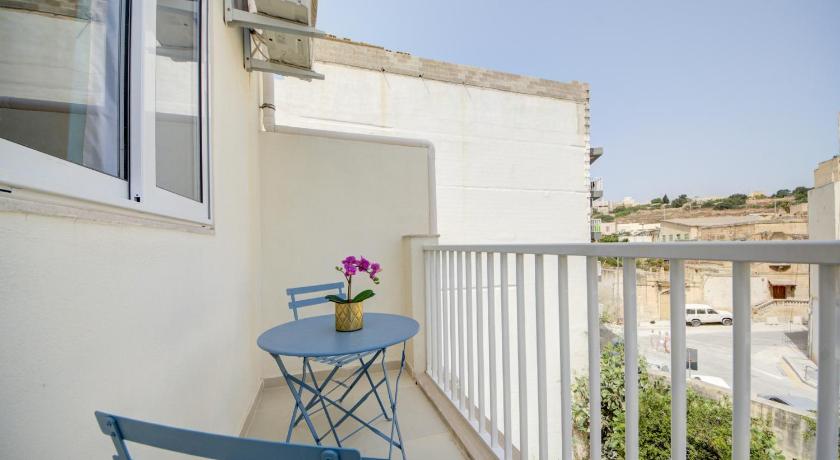 Msida Creek one bedroom Apartments photo