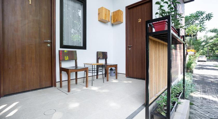 巴厘 K Hostel Seminyak 酒店 外观