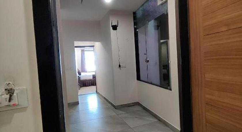 Hotel Golden Rays - image 7