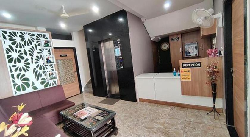Hotel Golden Rays - image 3