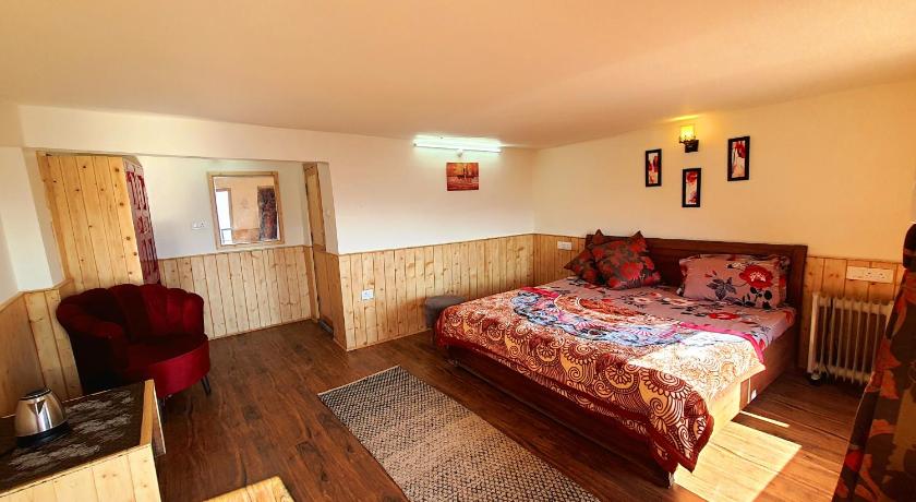 Majestic Himalayan homestay photo