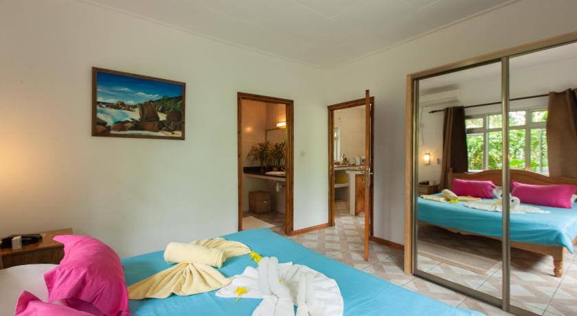 Зображення 1 Bedroom Bungalow 7