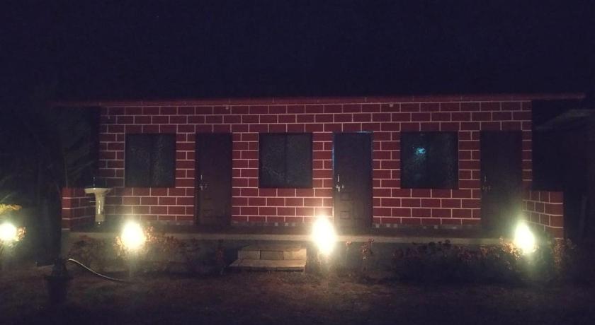 DANDELI CROCODILE EDGE HOME STAY photo