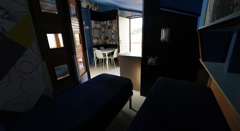 Image of Family Studio 12