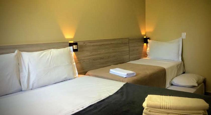 Image of Superior Deluxe Quadruple Suite 6