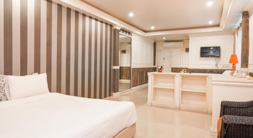 プーケット Guesthouse Phuket Airport 3つ星 ホテル 外観