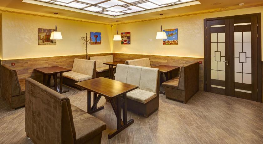 Three Crowns Hotel photo
