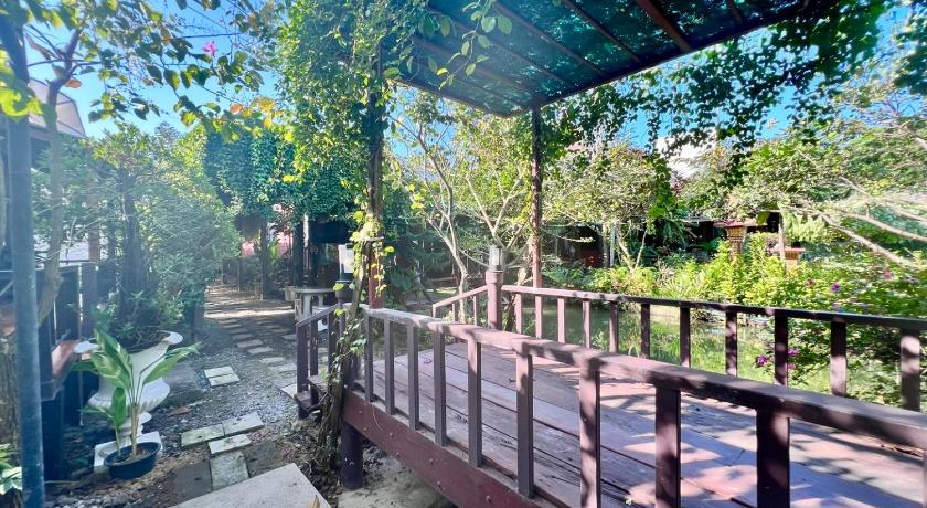 Nakhon Pathom MrT Riverside Sampran มิสเตอร์ที โฮมสเตย์-ช้องนาง 4-Star Guesthouse room