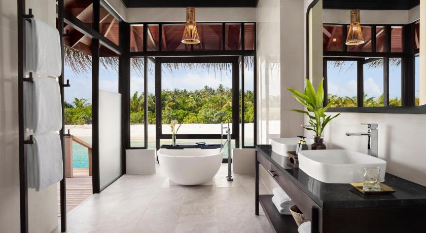 Image of Deluxe Over Water Villa 2