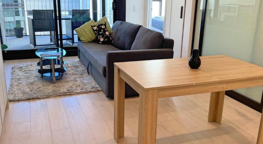 Splendid 2bd 1bth 1csp Apt - Superb CBD Location photo