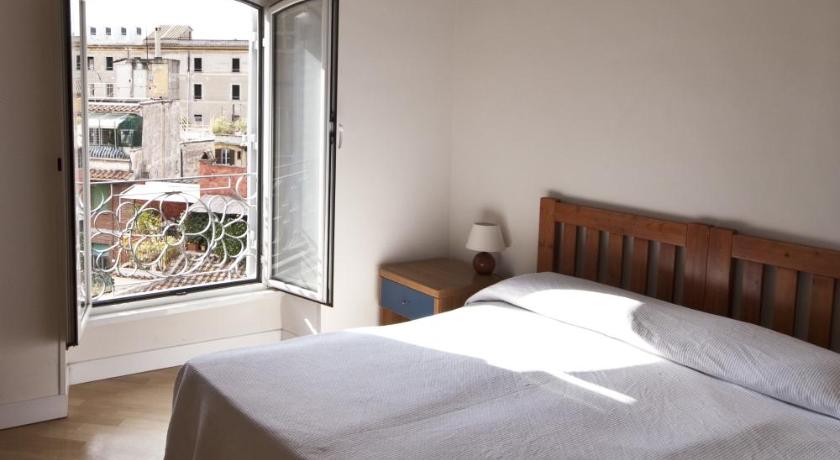 Immagine di Camera Matrimoniale/Doppia con Letti Singoli (Double or Twin Room) 10