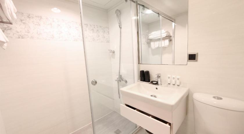Image of Deluxe Double Room 12
