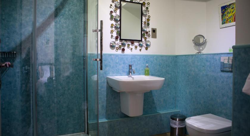 The Islay Hotel photo