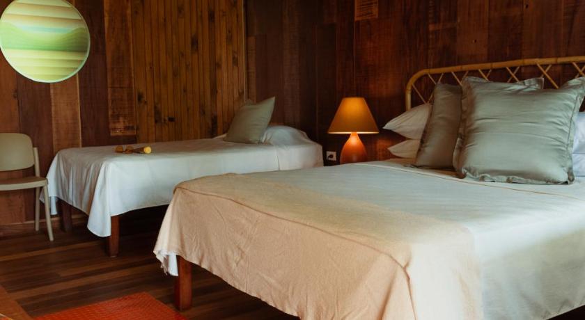 Standard Twin Room, Mawamba Lodge in Tortuguero